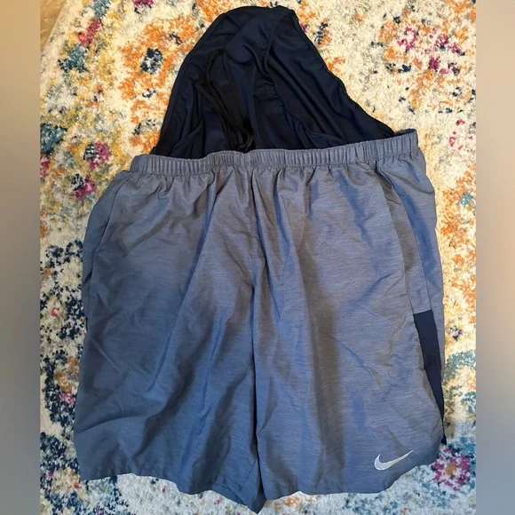 Nike Men's Gray and Black Shorts. Size XL. Like New! - Picture 7 of 16